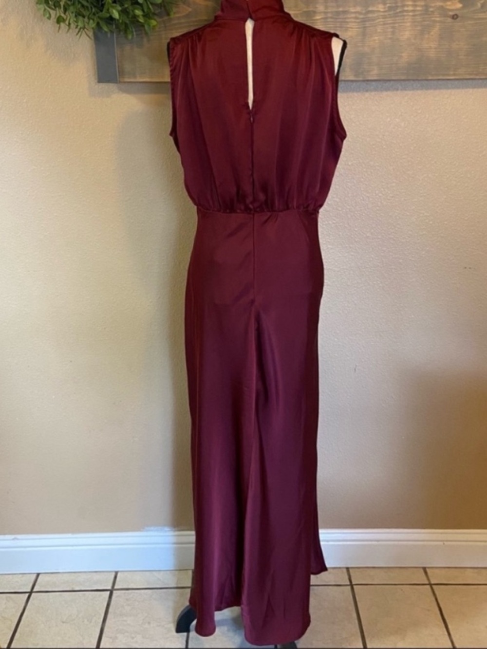 Lulus Classic Elegance Plum Chiffon Sleeveless Mock Neck Maxi Dress – Size M - Picture 8 of 9